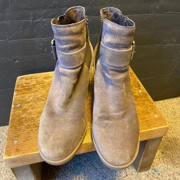 Vince Camuto Brown Sued Leather Upper Wedge High Heels Boots Women Size 7M/37 - Picture 6 of 6